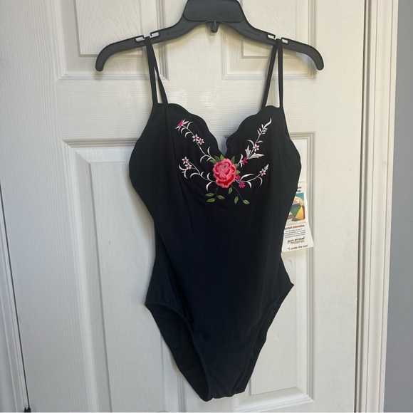 Vintage SUN STREAK Newport News ShapeFX Swimsuit 1-Piece Embroidered Floral 8T - Picture 3 of 12